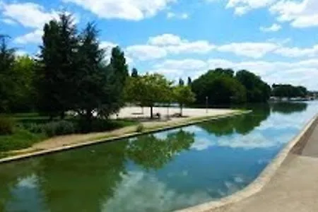 Atypique Et Spacieux Port Canal